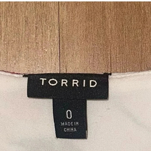 TORRID FLORAL TANK BLOUSE TROPICAL RACER BACK FLOWY CUTE BRIGHT VACATION - Picture 7 of 8